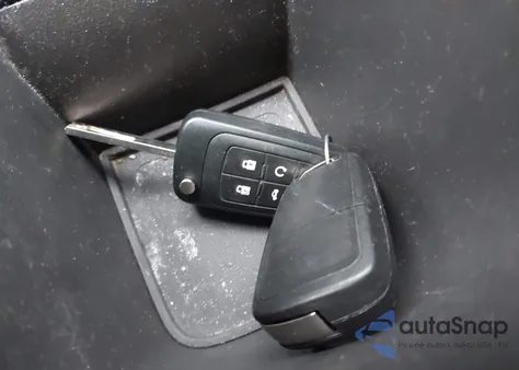 2012 Chevrolet Volt z USA, uszkodzony, nr VIN 1G1RB6E49CU108848